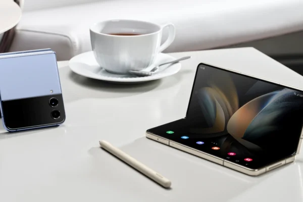 One UI 8 is now live for Galaxy Z Fold4 and Flip4 in the US Galaxy Z Fold4 and Flip4