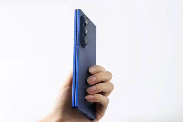 Galaxy Z Fold 7 image