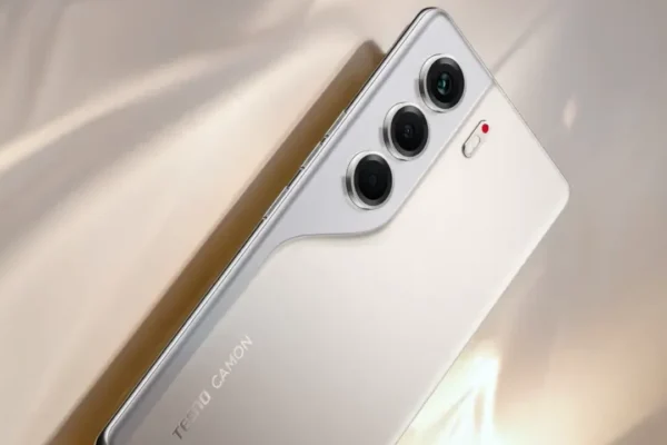 Tecno Camon 40 Pro